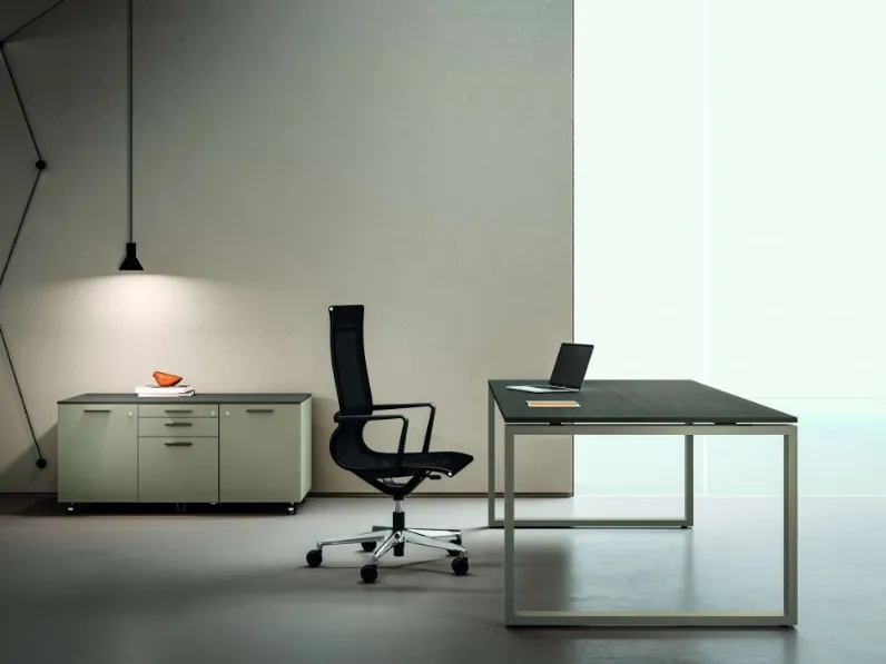 Scrivania direzionale Loopy di Bralco