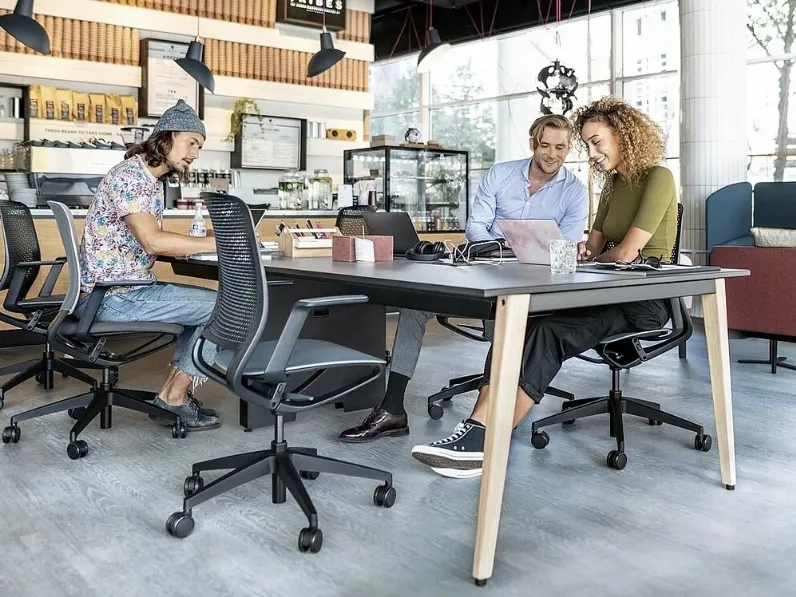 Scrivania Operativa Get Together Wood di Sedus