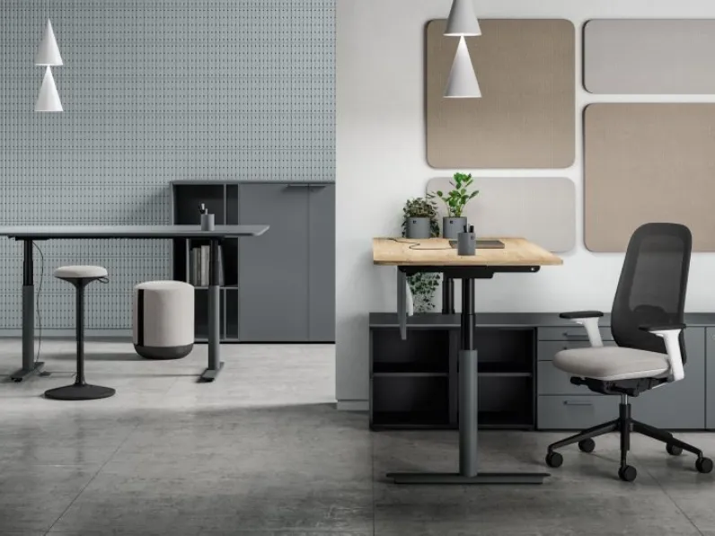 Scrivania operativa elevabile Nuvola di Bralco