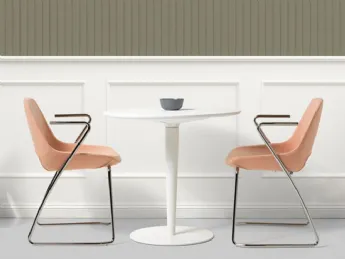 Sedia ospiti e attesa Clea