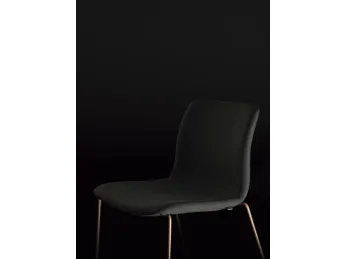 La poltrona Feel di Bralco, progettata dall'architetto per un'attesa di design unico.