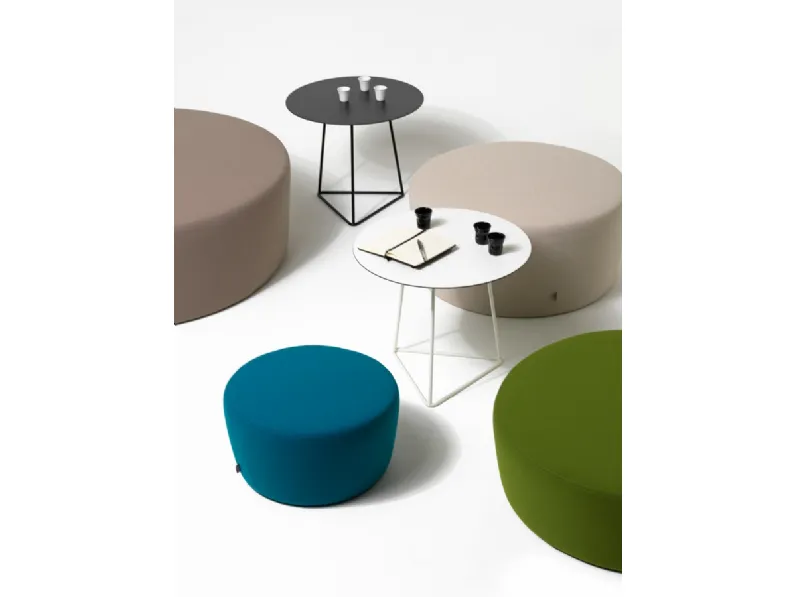 Seduta ospiti e attesa Circuit Pouf di Diemmeoffice