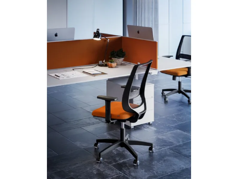 Seduta Operativa in tessuto Lol di Frezza