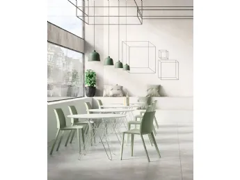 Seduta ospiti e attesa Isla