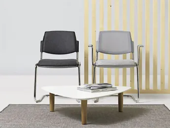 Seduta ospiti e attesa New Bonn