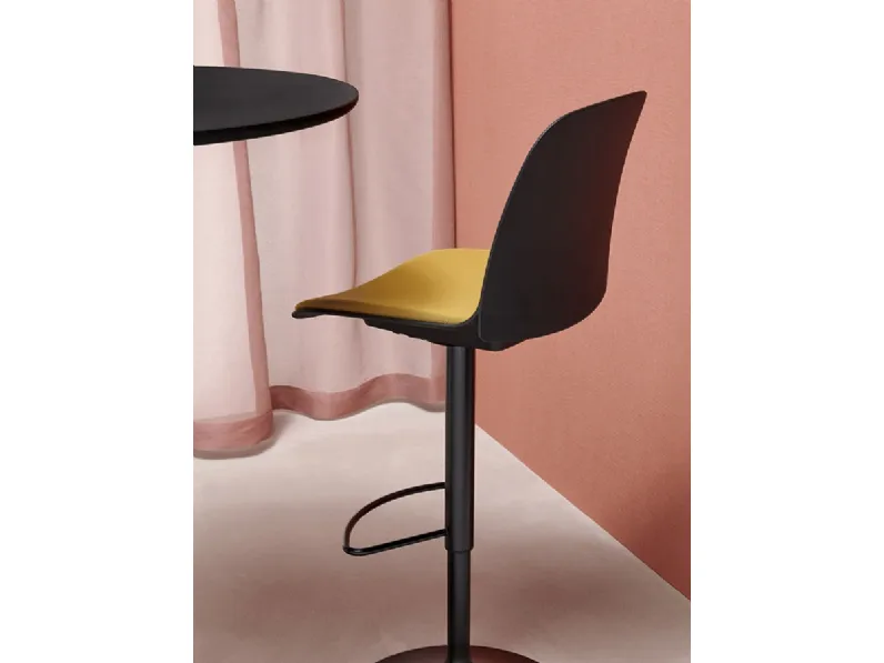 Sgabello Kire di Diemmeoffice