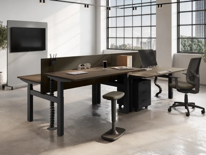 Scrivania operativa Up di Las Mobili