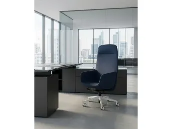 La poltrona Viva Executive di Vaghi definisce uno stile direzionale d'eccellenza.