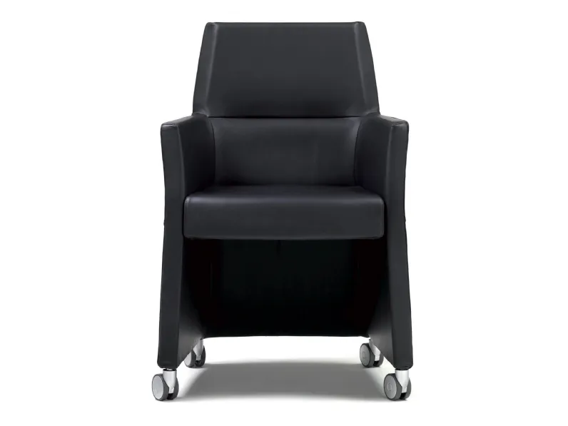 Seduta da attesa in pelle con braccioli e ruote Web di Enrico Pellizzoni