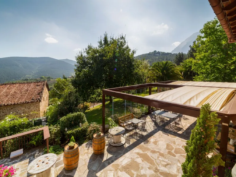 Pergola con telo retrattile Isola 2A di Ke Outdoor