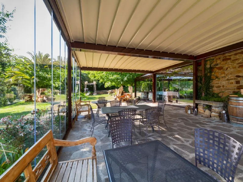 Pergola con telo retrattile Isola 2A di Ke Outdoor