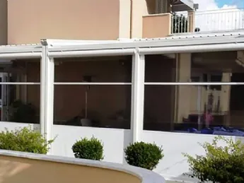 TCL Beta a caduta
